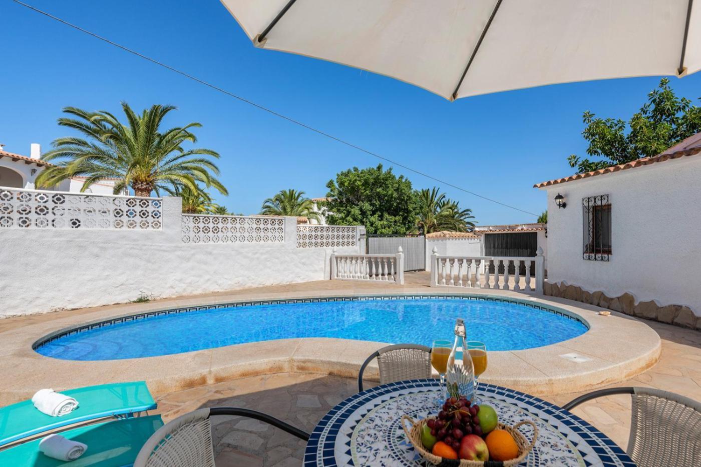 Villa Maeva - Plusholidays Калпе Екстериор снимка
