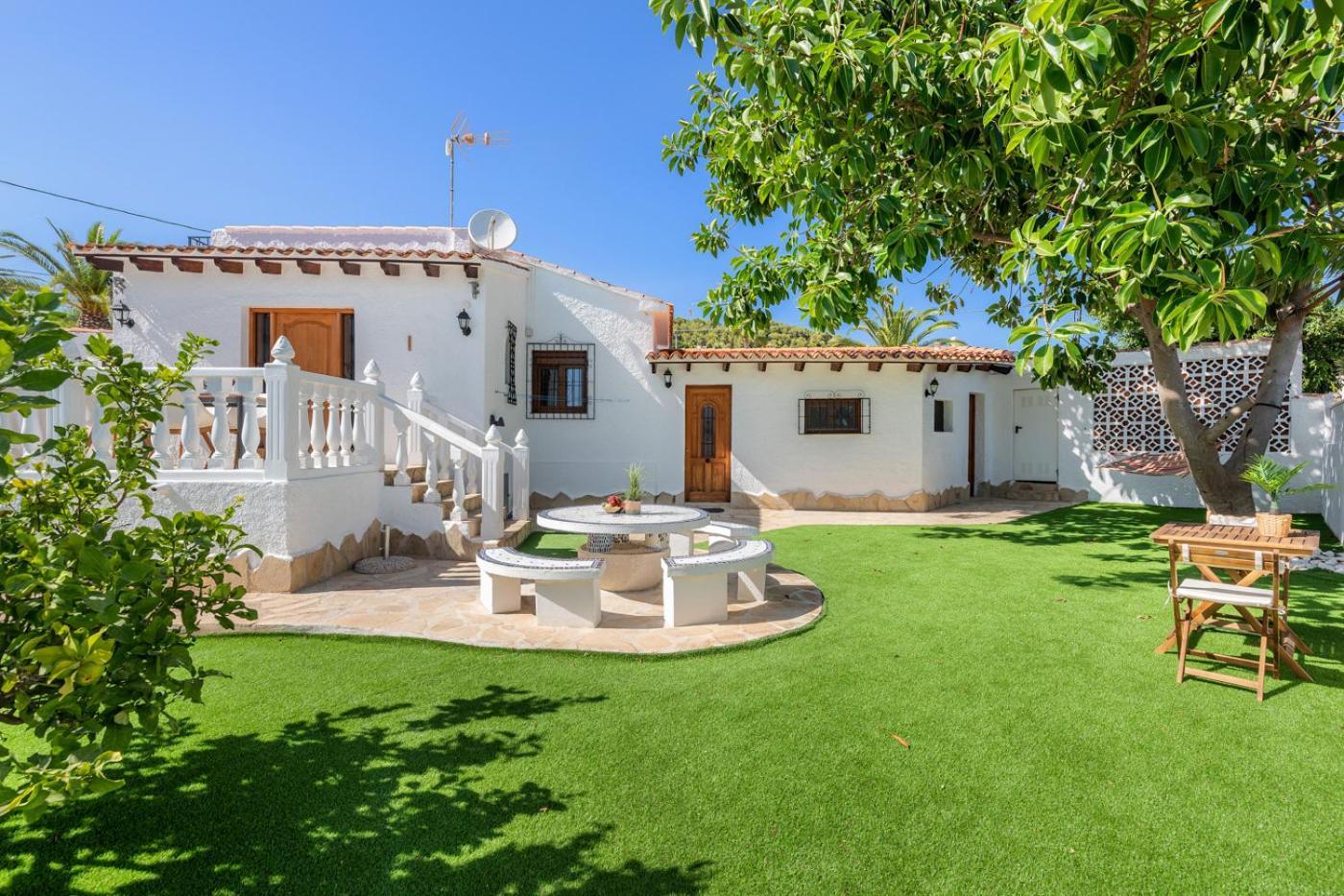 Villa Maeva - Plusholidays Калпе Екстериор снимка