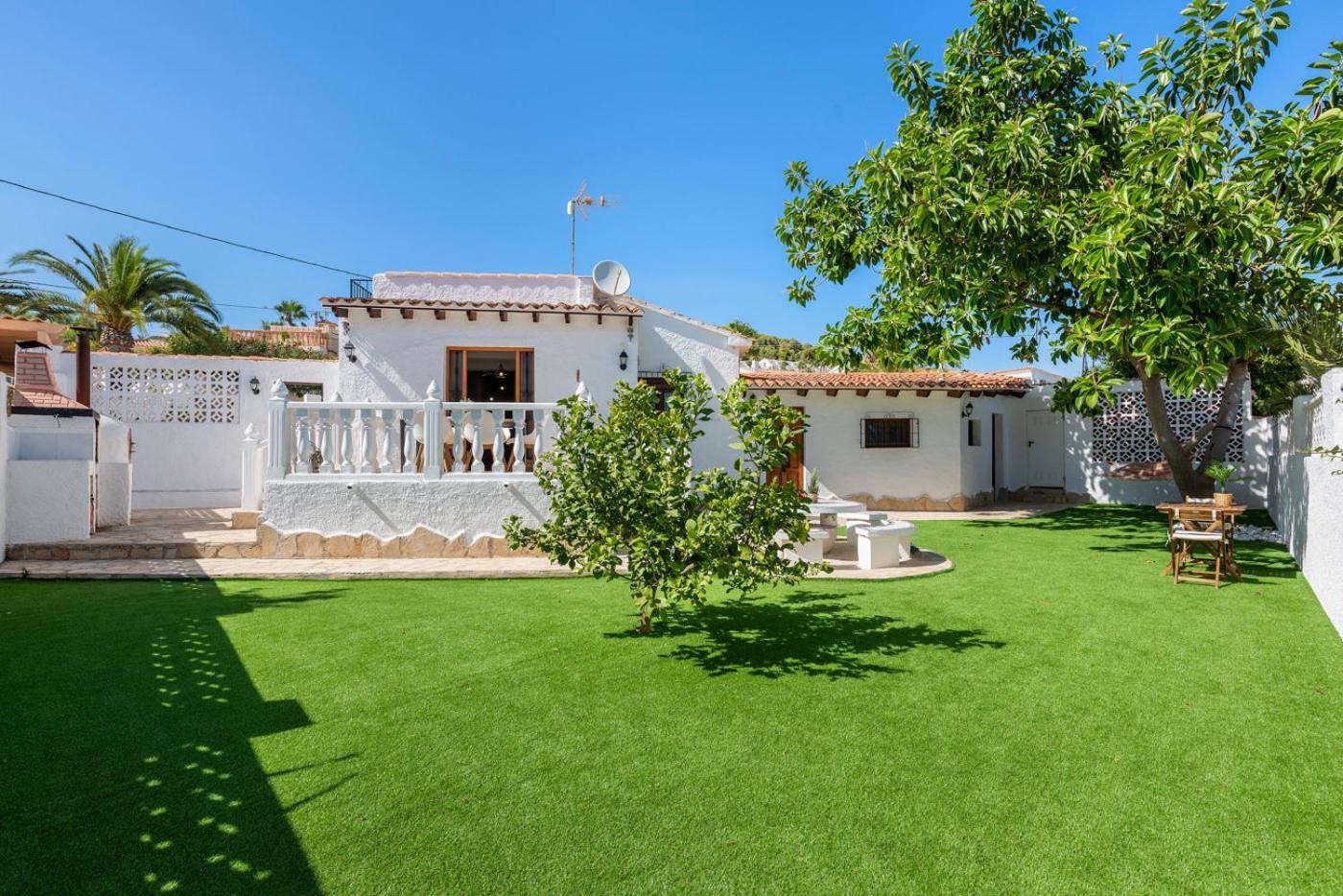 Villa Maeva - Plusholidays Калпе Екстериор снимка
